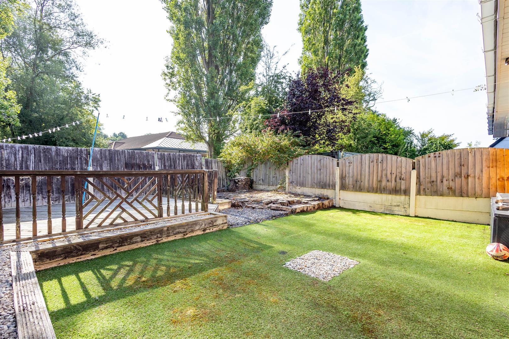 Redwood Avenue, Leyland